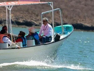 30% DE DESCONTO NO INGRESSO INDIVIDUAL PARA PASSEIO PELA ILHA DOS FRADES COM APROXIMADAMENTE 6H DE DURAÇÃO